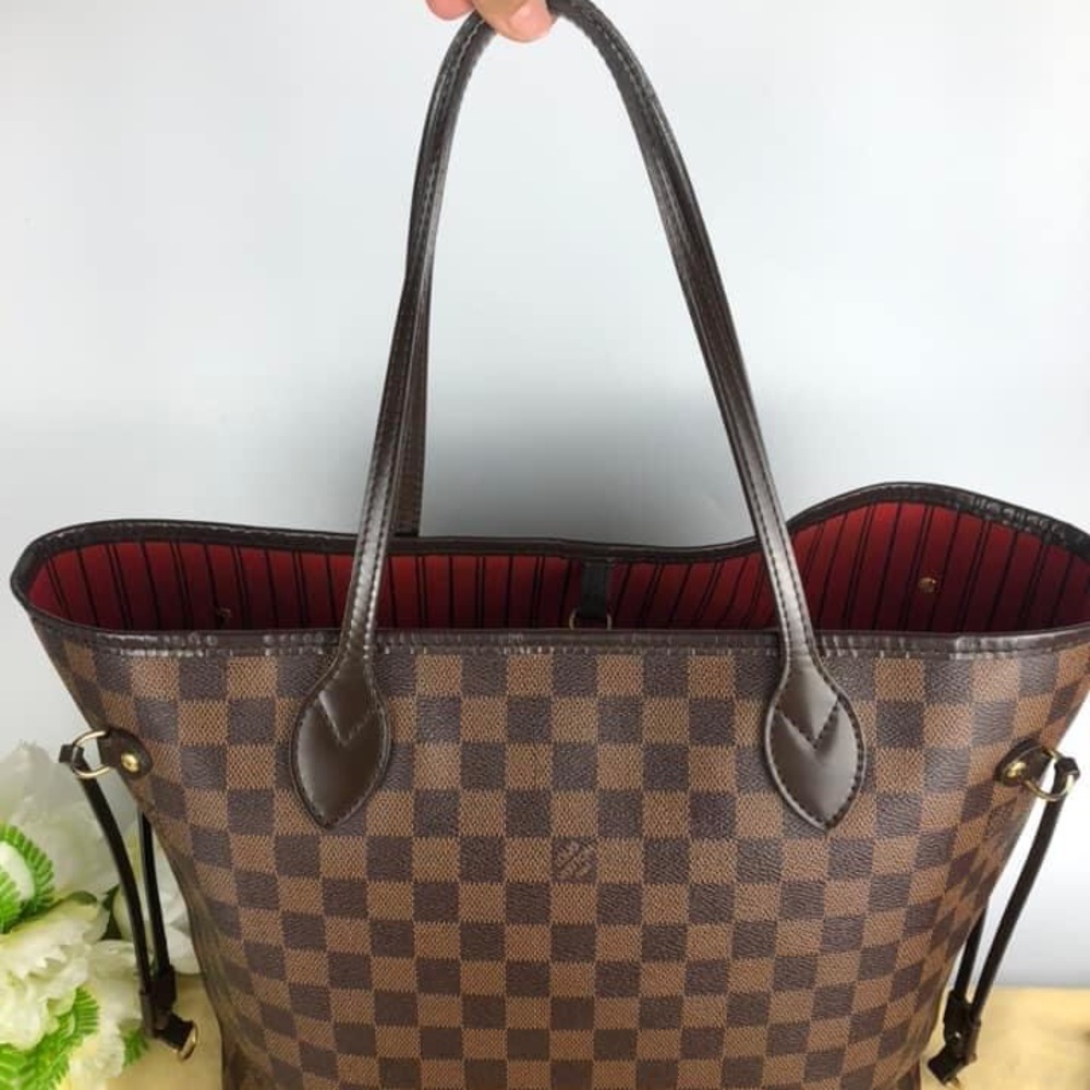 Louis Vuitton neverfull MM Damier Ebene cherry interior